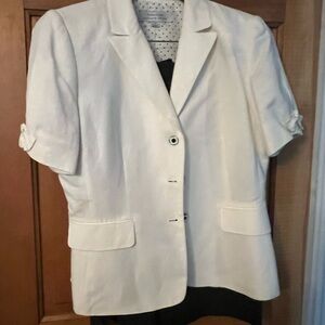 Elegant White Women's Blazer